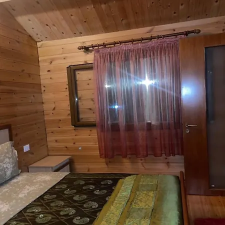 Wood Llogara Camping *